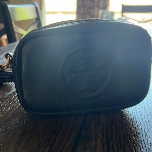 Black Tory crossbody